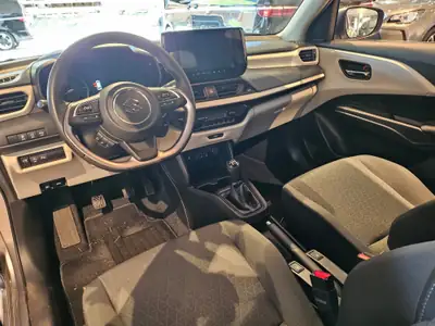 Suzuki Swift 1.2 Hybrid 4x4 — Citadine polyvalente avec rouage intégral et caméra de recul — Miniatur 23