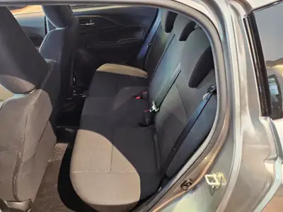 Suzuki Swift 1.2 Hybrid 4x4 — Citadine polyvalente avec rouage intégral et caméra de recul — Miniatur 22