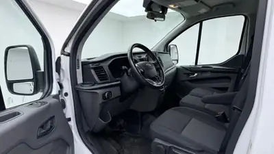 Ford Transit Custom 320 L1H1 — Utilitaire polyvalent diesel, 140 000 km, sans sinistre — Miniature 9