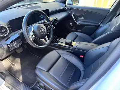 Mercedes-Benz A 180 Progressive — Berline compacte premium, 62'000 km seulement — interior