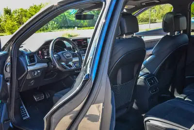 Audi Q5 40 TDI quattro S-Line Black Edition — SUV premium diesel, expertisé et garanti — dashboard