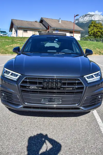 Audi Q5 40 TDI quattro S-Line Black Edition — SUV premium diesel, expertisé et garanti — interior