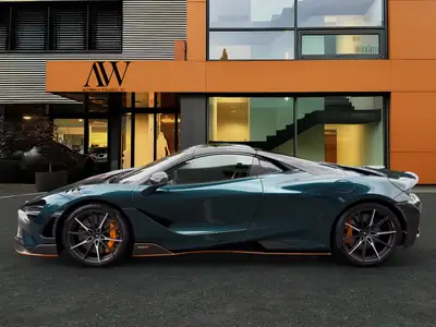 McLaren 765 LT Spider — Hypercar décapotable, 765 ch, édition limitée 1/765 — intérieur