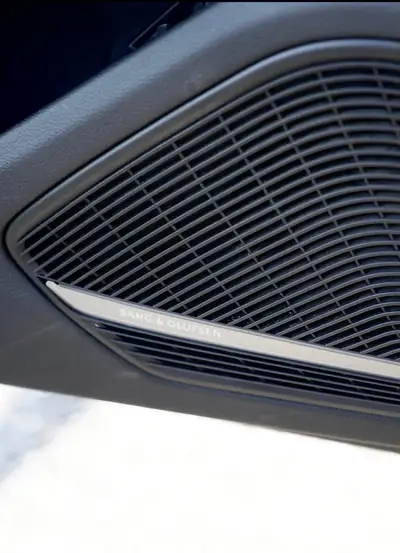 Audi A4 Avant 2.0 TDI Sport S-Line — Break diesel performant, quattro intégral — detail