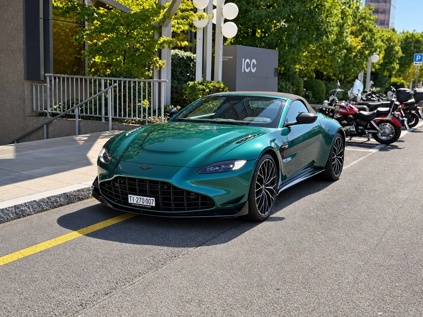 Aston Martin V8 Vantage 2023 occasion Meyrin — 4