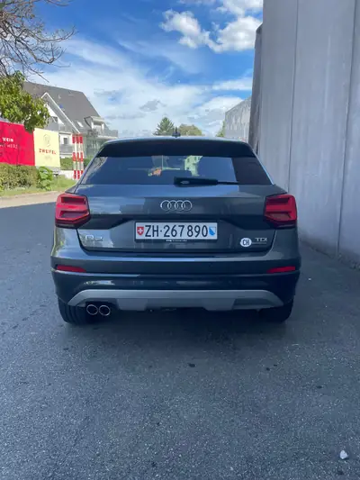 Audi Q2 2.0 TDI 190 — Compact SUV performant, entretien complet, économe — cruscotto