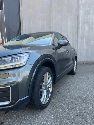 Audi Q2 2.0 TDI 190 — Compact SUV performant, entretien complet, économe — Miniatura 11