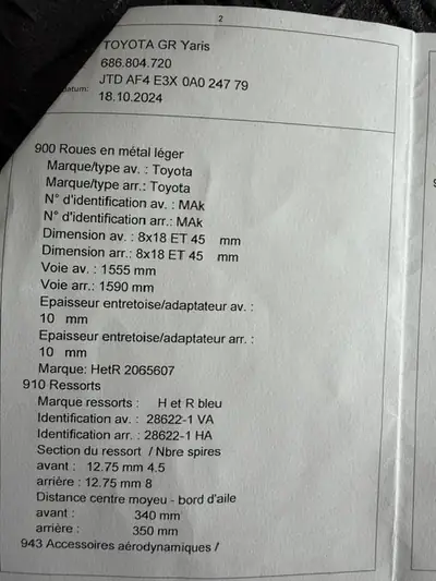 Toyota GR Yaris 1.6 Turbo Sport 4x4 — Compact sportif haute performance, 28 500 km seulement — Seitenansicht