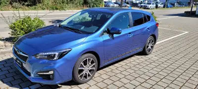 Subaru Impreza 2.0i Swiss Plus — Berline break polyvalente, transmission CVT, très faible kilométrage — vue extérieure