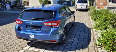 Subaru Impreza 2.0i Swiss Plus — Berline break polyvalente, transmission CVT, très faible kilométrage — arrière