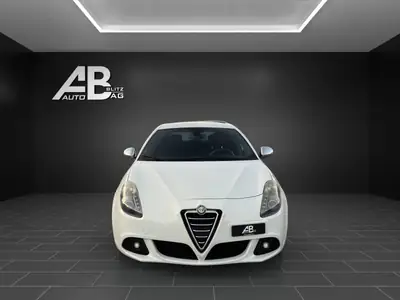 Alfa Romeo Giulietta 1.4 MultiAir 170 PS — Élégance italienne, moteur dynamique et entretien maîtrisé — vue extérieure