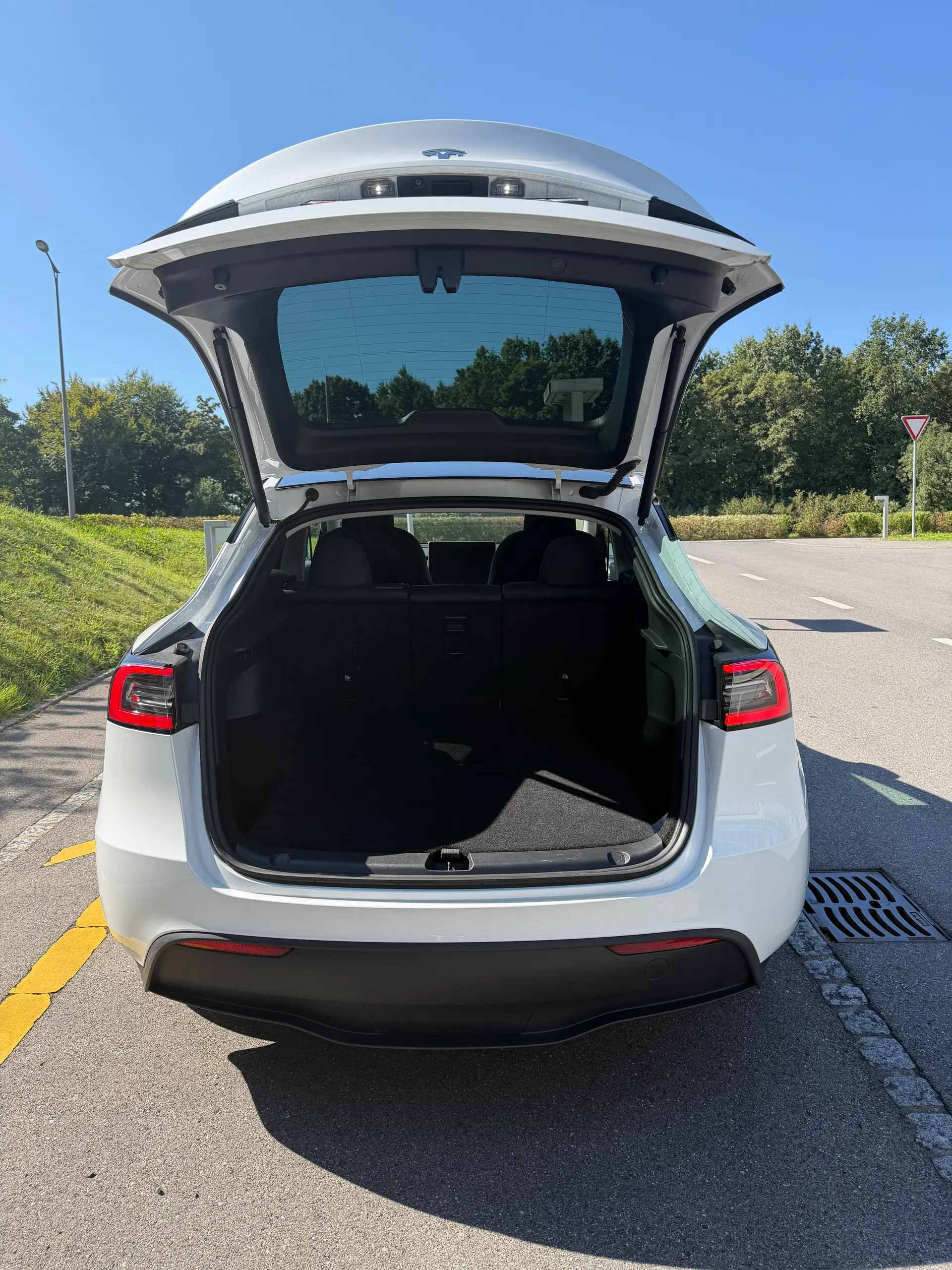 Tesla Model Y 2023 occasion Saint-Sulpice — 5