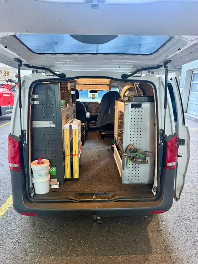 Mercedes-Benz Vito 2.2 CDI BlueT — Fourgon utilitaire fiable, 220'000 km, sans sinistre — détail