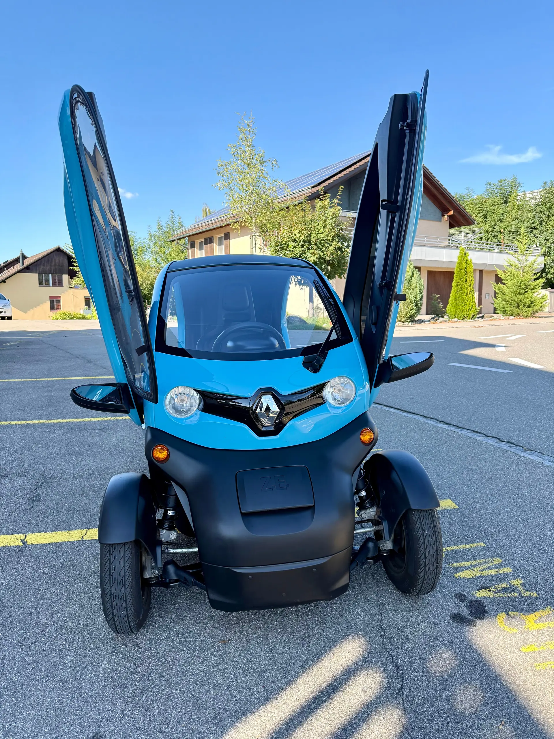 Renault Twizy Z.E. FP Sport Edition — Citadine électrique compacte et ludique