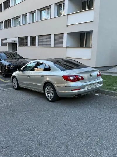 VW Passat 2.0 TDI 170 ch — Berline fiable, faible consommation et entretien maîtrisé — rear view