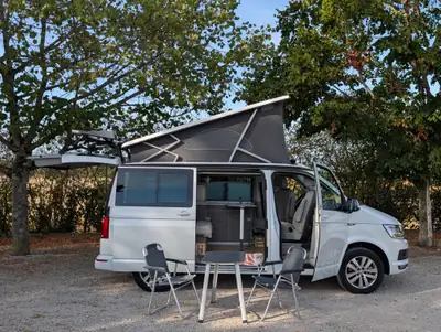 VW T6 2.0 TDI 204 Ocean DSG — Monospace robuste, 110'000 km, transmission automatique — Heckansicht