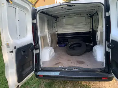 Opel Vivaro 1.6 CDTI 90 — Utilitaire fiable, faible kilométrage, sans sinistre — détail