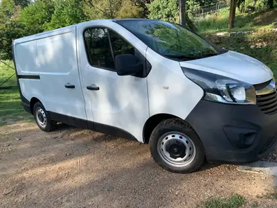 Opel Vivaro 1.6 CDTI 90 — Utilitaire fiable, faible kilométrage, sans sinistre — tableau de bord