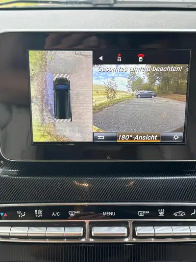Mercedes-Benz Marco Polo V250d — Luxe-Campervan avec cuisine intégrée et toit relevable — Miniature 9