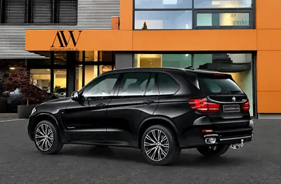 BMW X5 30d M Sport xDrive — SUV premium diesel, 72'000 km, sans sinistre — Heckansicht