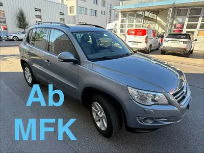 VW Tiguan 2.0 TSI 200 Track & Field — SUV polyvalent, 68'000 km seulement — vista esterna