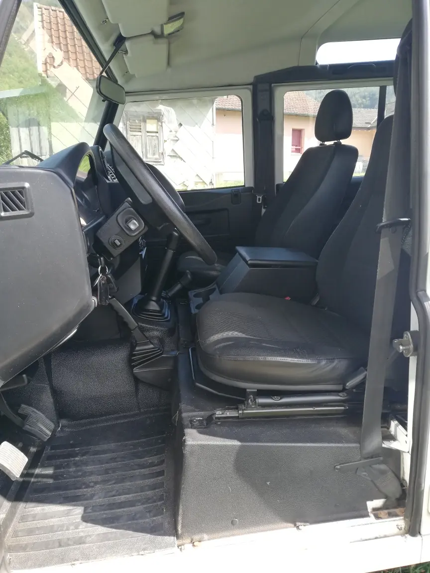 Land Rover Defender 2013 occasion Mervelier — 3