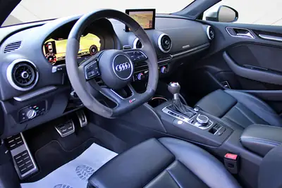 Audi RS3 Sedan 2.5 TSI Quattro — 400 ch, entretien impeccable, sans accident — Miniatura 9