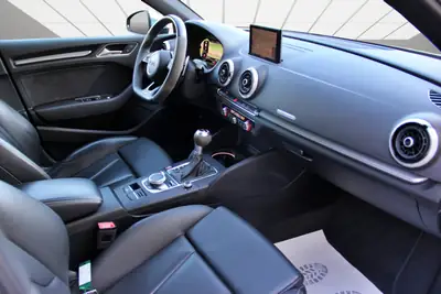 Audi RS3 Sedan 2.5 TSI Quattro — 400 ch, entretien impeccable, sans accident — Miniatura 13
