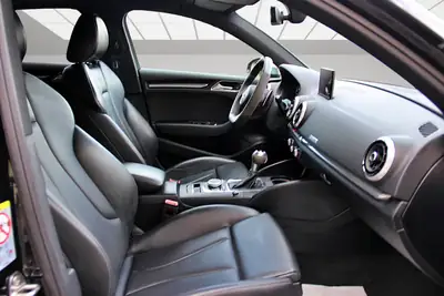 Audi RS3 Sedan 2.5 TSI Quattro — 400 ch, entretien impeccable, sans accident — Miniatura 14