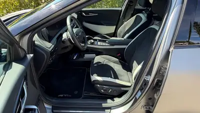 Kia EV6 77 kWh GT-Line 4x4 — SUV électrique haute performance, 4 roues motrices — cruscotto