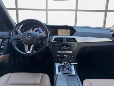 Mercedes-Benz Classe C 200 Avantgarde — Break élégant, entretien impeccable, sans sinistre — Miniatur 15