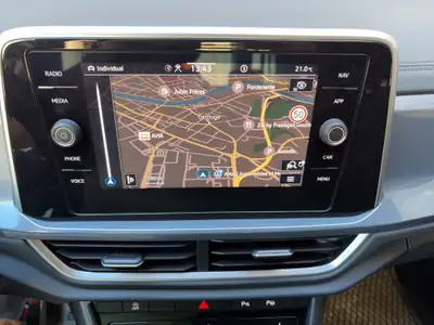 VW T-Roc 2.0 TSI Style DSG 4Motion — SUV compact performant, 4x4 intégral et faible kilométrage — Miniatur 24