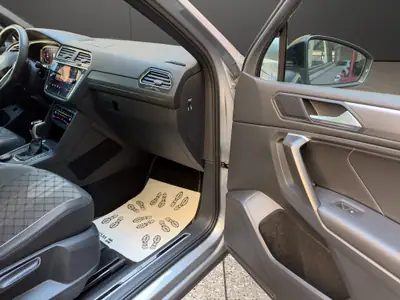 VW Tiguan Allspace 2.0 TSI R-Line 4Motion — SUV 7 places, motorisation performante, seulement 30'920 km — Miniatura 11