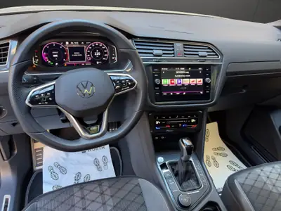 VW Tiguan Allspace 2.0 TSI R-Line 4Motion — SUV 7 places, motorisation performante, seulement 30'920 km — Miniatura 20