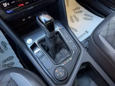 VW Tiguan Allspace 2.0 TSI R-Line 4Motion — SUV 7 places, motorisation performante, seulement 30'920 km — Miniatura 29