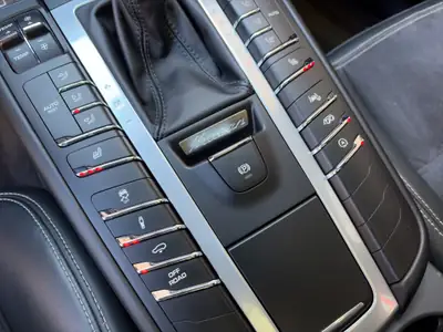 Porsche Macan GTS PDK — SUV sportif 380 ch, sans sinistre, kilométrage modéré — Miniature 26