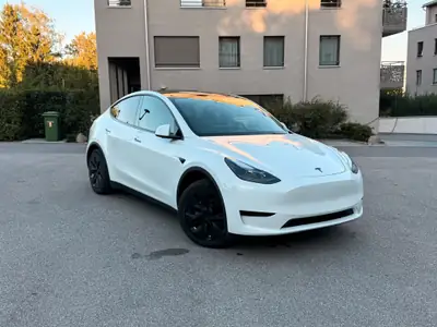 Tesla Model Y Standard RWD 2023 — 52 500 km, batterie 96.4%, garantie jusqu'à 160 000 km — Außenansicht