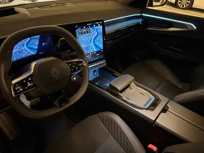 Renault Rafale 1.2 E-Tech Esprit Alpine — SUV hybride performant, première main — Miniature 18