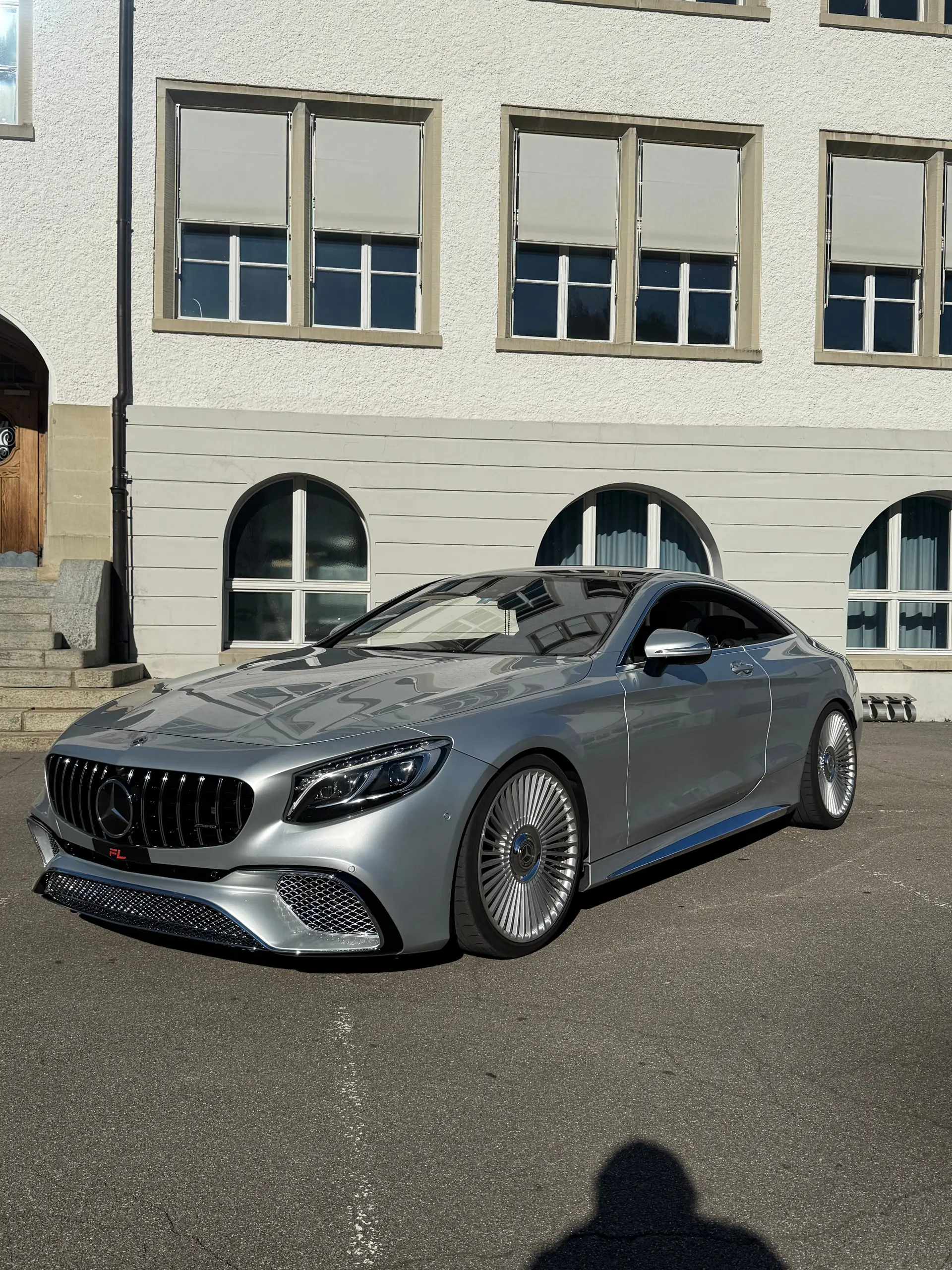 Mercedes-Benz S 500 V8 4MATIC — Coupé sport allemand, 455 ch et transmission intégrale