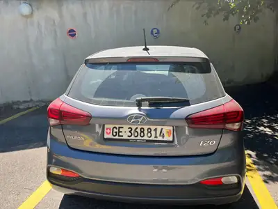 Hyundai i20 1.0 T-GDi Origo — Citadine efficace, 20'000 km seulement — interni