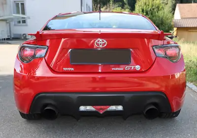 Toyota GT 86 — Coupé sport authentique, turbo et seulement 44'430 km — interni