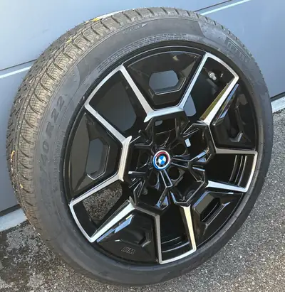 BMW XM Label Plug-in Hybrid 2026 — SUV haute performance, 15'000 km, garantie 5 ans — dettaglio