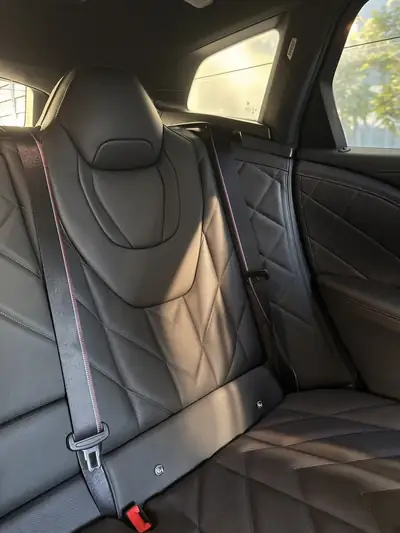 BMW XM Label Plug-in Hybrid 2026 — SUV haute performance, 15'000 km, garantie 5 ans — Miniatura 7