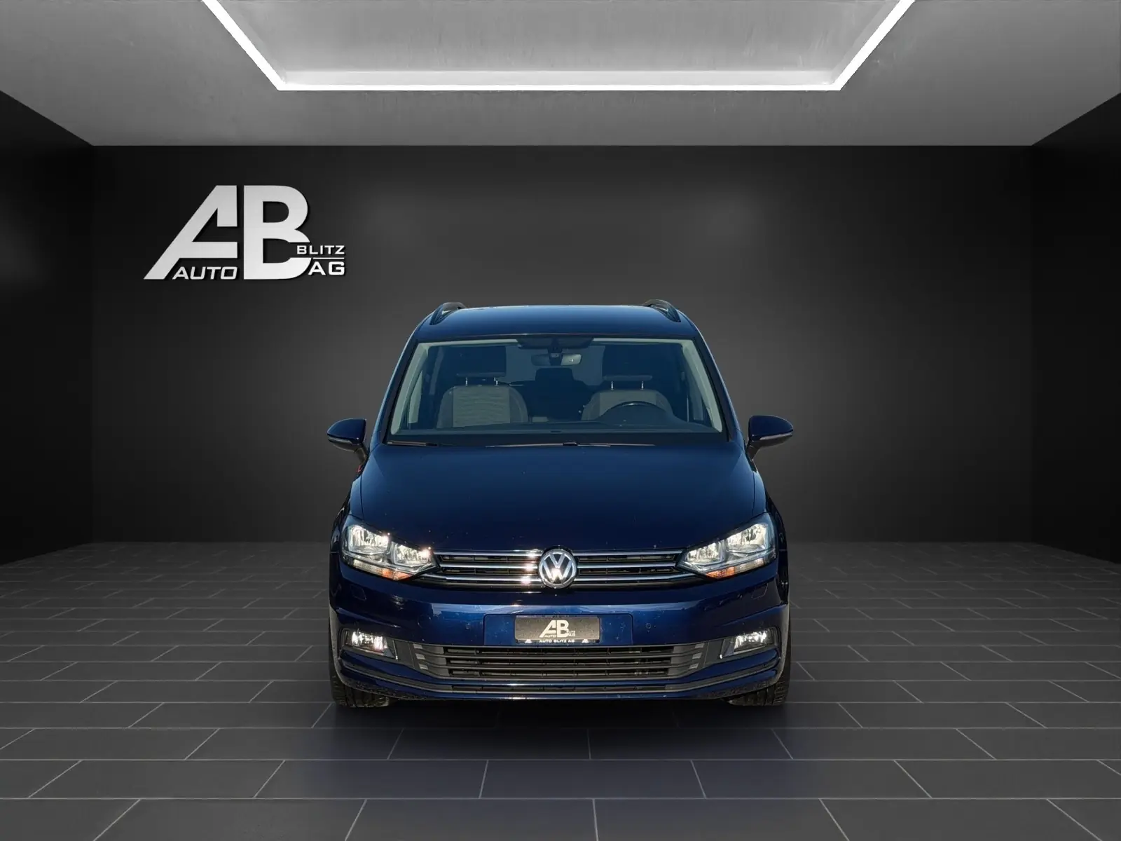 VW Touran 1.6 TDI BlueMotion — Monospace fiable, consommation maîtrisée, révision complète