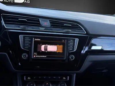 VW Touran 1.6 TDI BlueMotion — Monospace fiable, consommation maîtrisée, révision complète — Miniatura 12