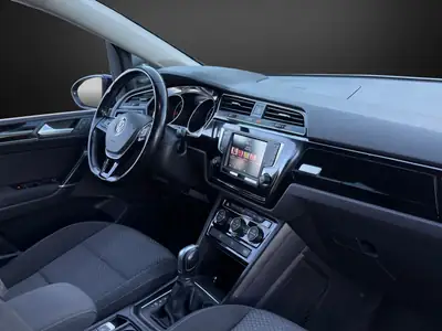 VW Touran 1.6 TDI BlueMotion — Monospace fiable, consommation maîtrisée, révision complète — Miniatura 10