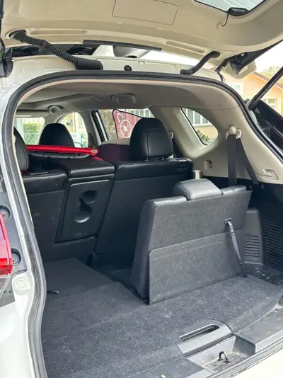 Nissan X-Trail 1.3 DIG-T Tekna — SUV familial 7 places, moteur turbo efficace — détail