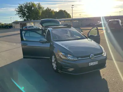 VW Golf 1.5 TSI 150 Highline DSG — Compacte dynamique, sans accident, 124 500 km — intérieur