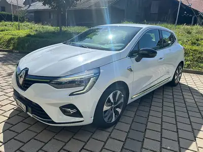Renault Clio E-Tech Hybrid — Motorisation écologique et finitions premium — vista esterna