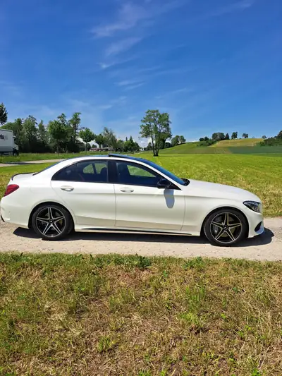 Mercedes-AMG C 43 — Berline sportive 420 ch, Quattro intégral, 131 000 km — Miniature 9